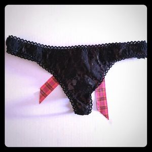 Victoria's Secret Thong Size Medium